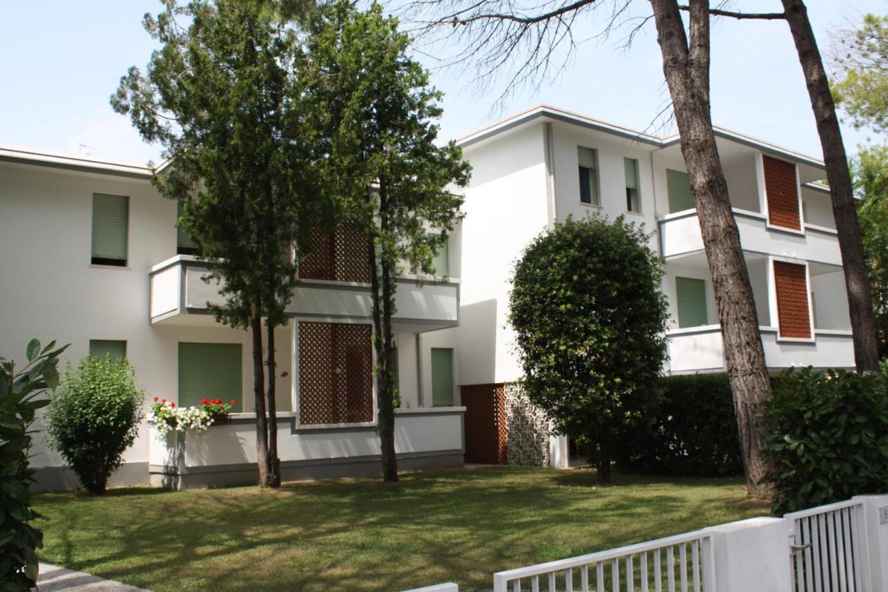 Appartamenti Tuia Bibione Exterior foto